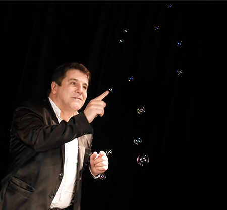 Bubbly von Sonny Fontana | Zaubertrick Der Seifenblasen-Regen aus dem Nichts