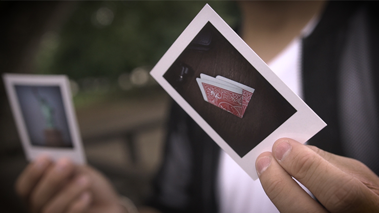Polaroid by Julio Montoro | Zaubertrick 2 Project Polaroid by Julio Montoro